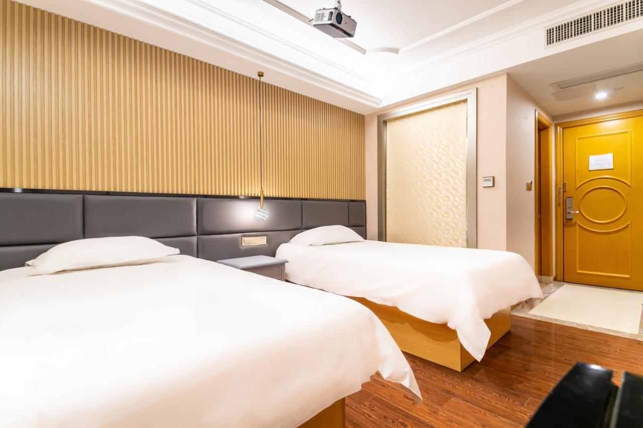 Puzzle Hotel - Zhongshan 8Th Road Chenjiaci Subway Station Branch Guangzhou Bagian luar foto